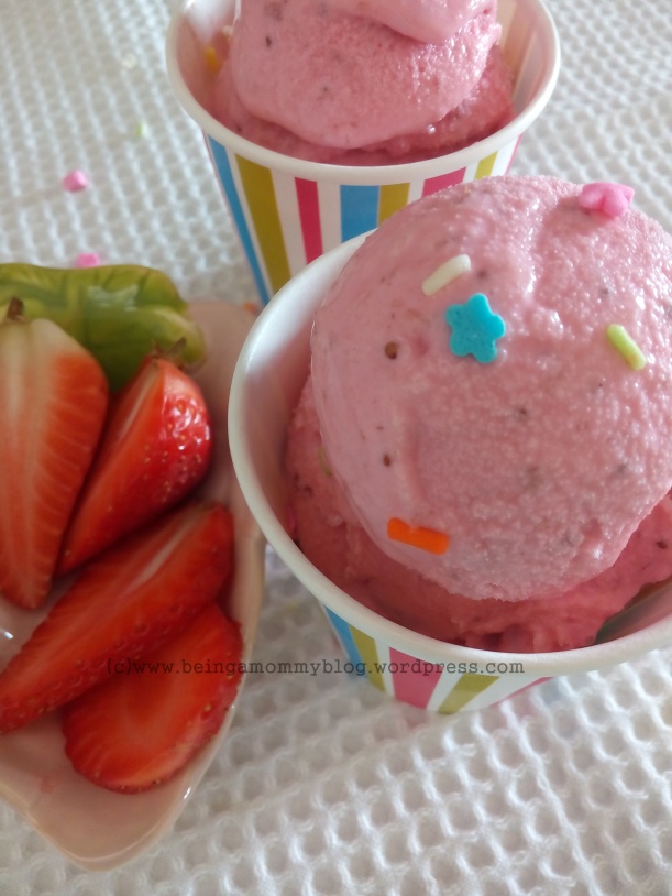 strawberry icecream
